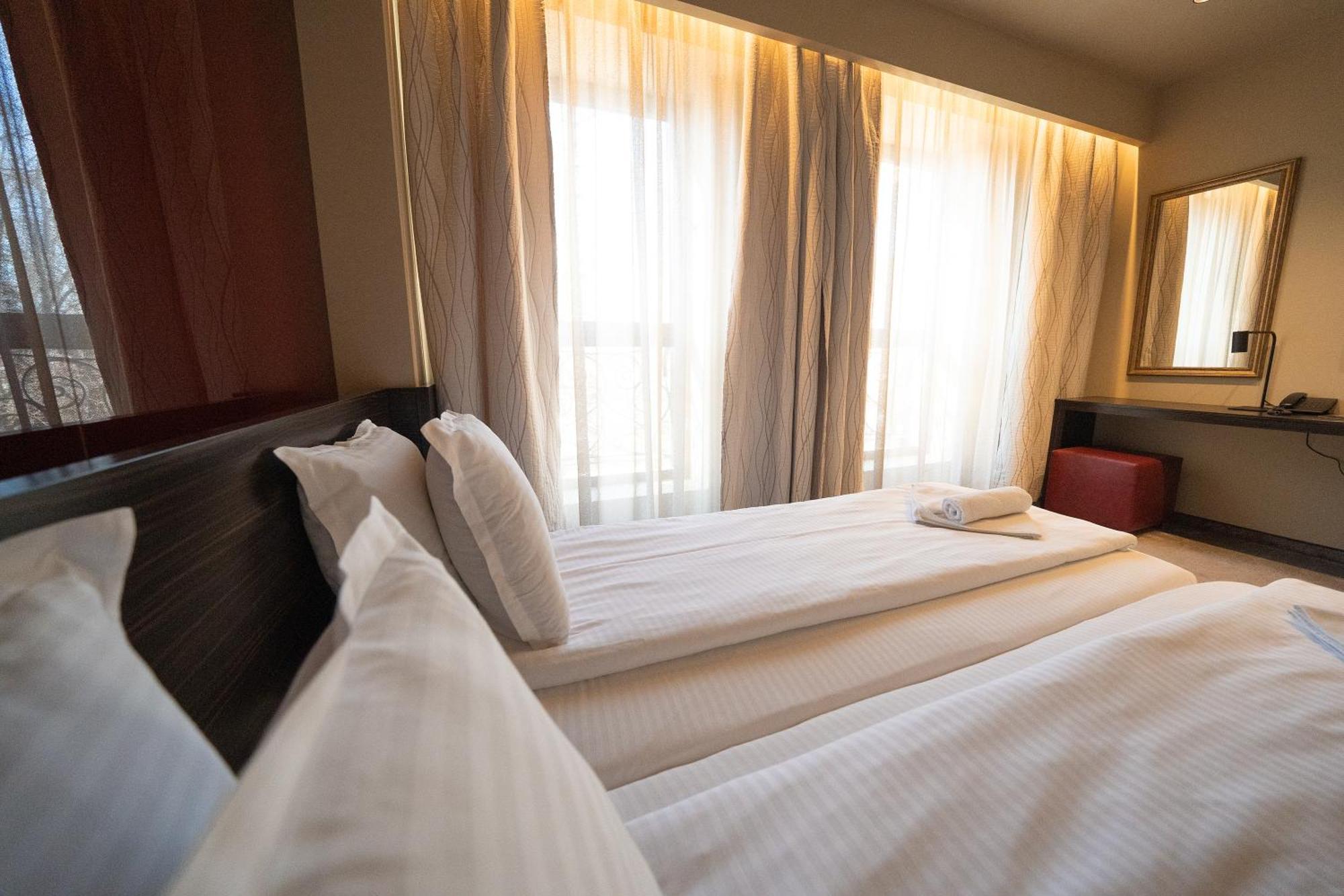 Famous House Hotel Plovdiv Luaran gambar